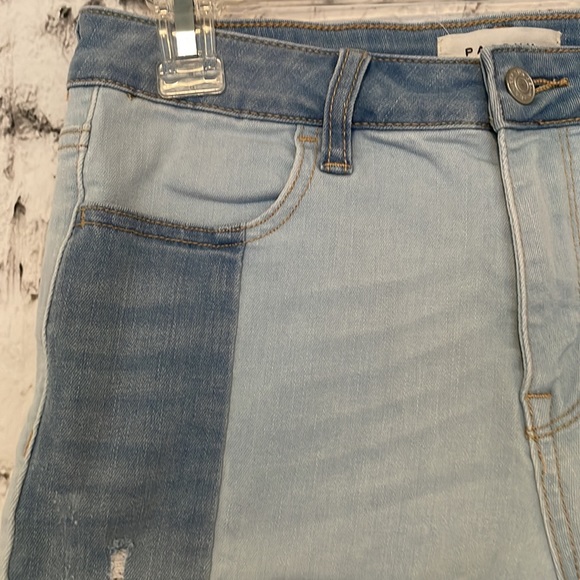 Pacsun super stretch two tone shortie Jean shorts - Picture 4 of 5
